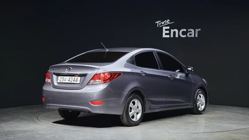 Hyundai Accent