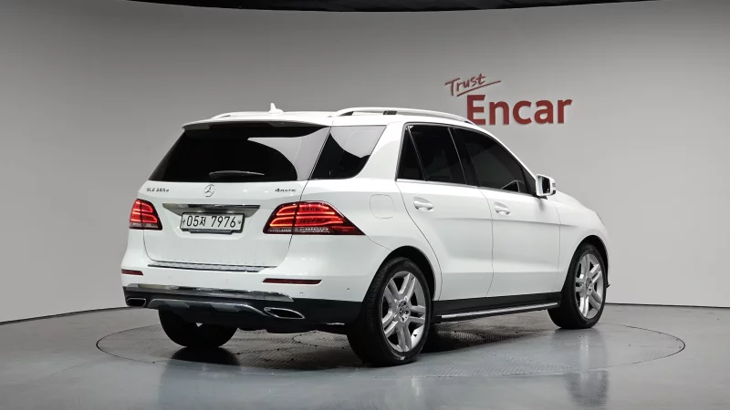 Mercedes-Benz GLE-Class