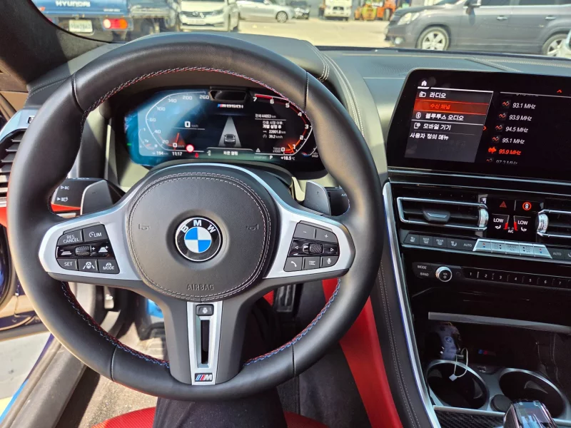 BMW 8-Series