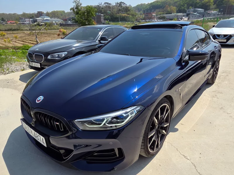BMW 8-Series