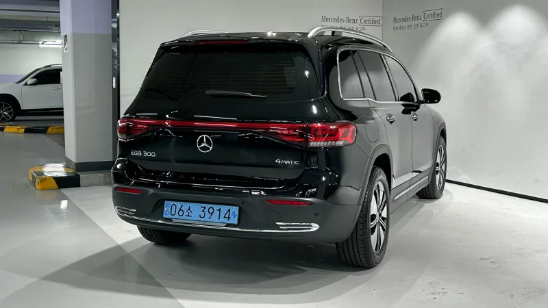 Mercedes-Benz EQB
