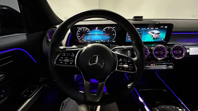 Mercedes-Benz EQB
