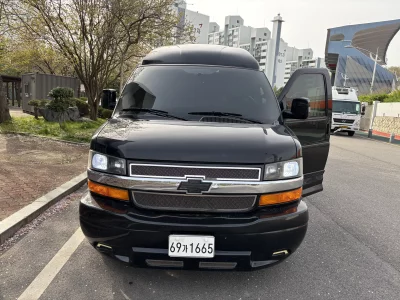 Chevrolet Express Van