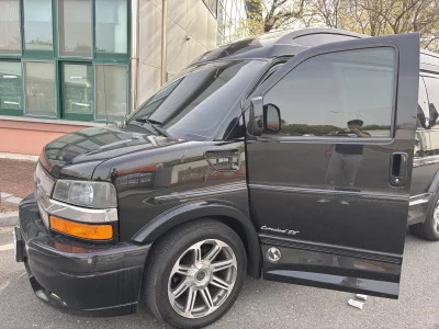 Chevrolet Express Van
