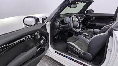 MINI Cooper Convertible