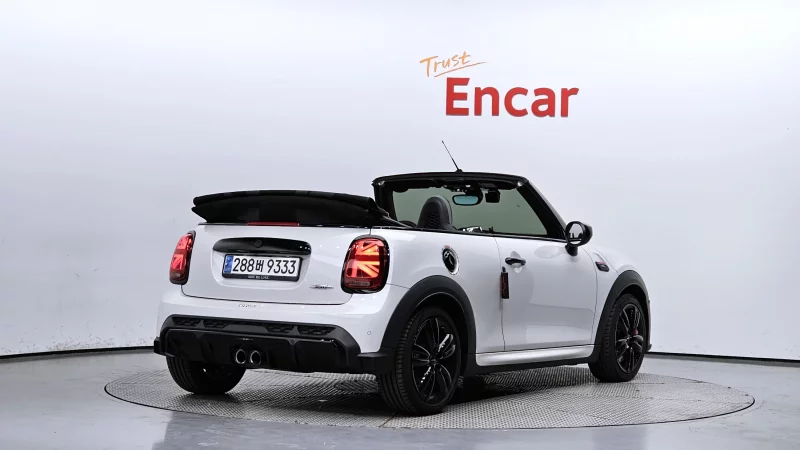 MINI Cooper Convertible