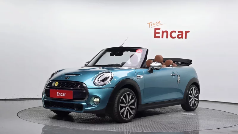 MINI Cooper Convertible