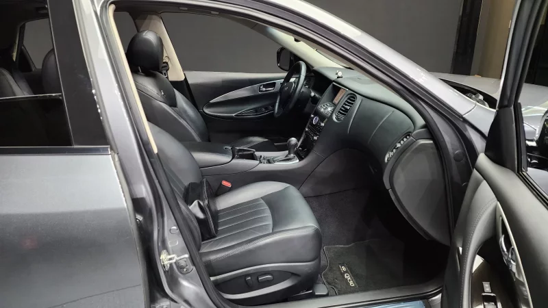 Infiniti QX50