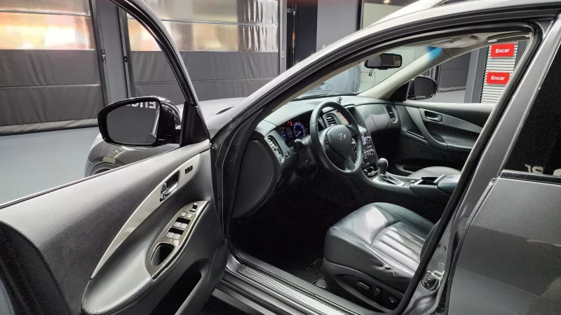 Infiniti QX50