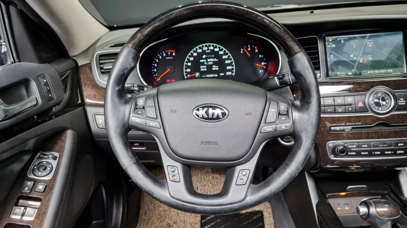 Kia K7