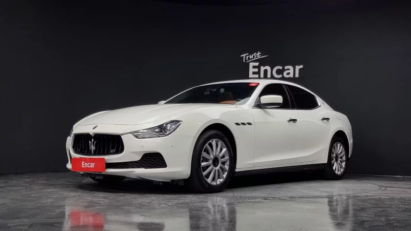 Maserati GHIBLI