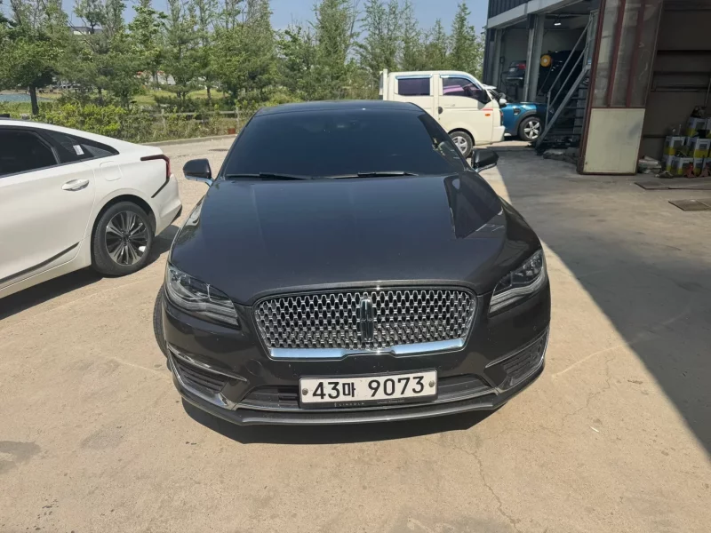 Lincoln MKZ