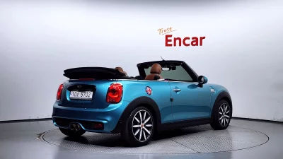 MINI Cooper Convertible