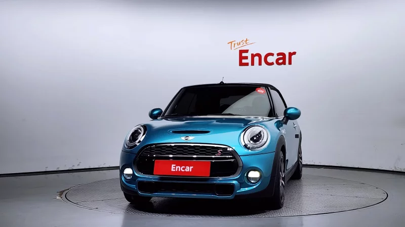 MINI Cooper Convertible