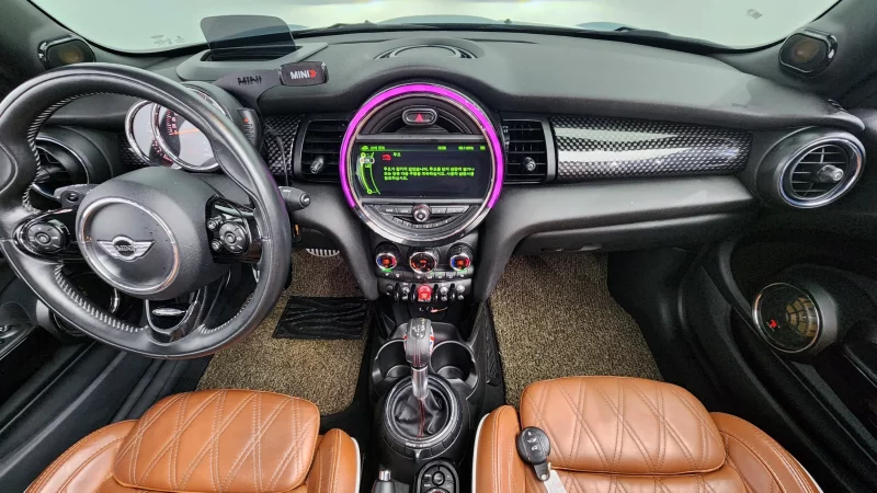 MINI Cooper Convertible