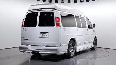 Chevrolet Express Van