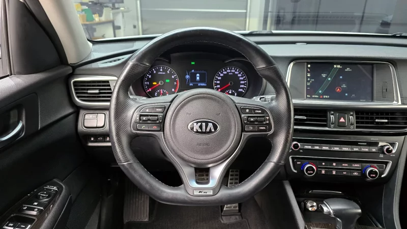 Kia K5