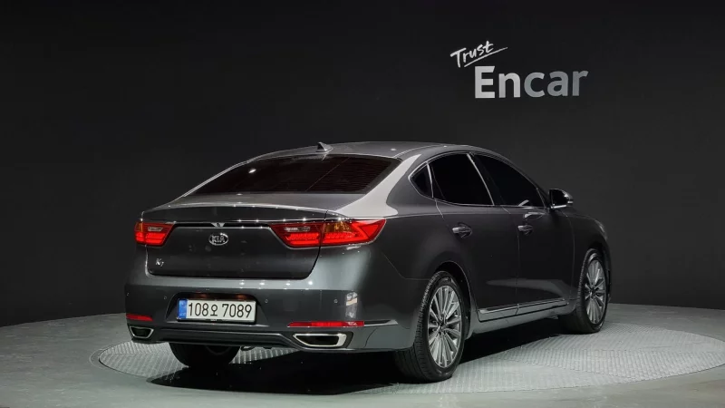 Kia K7