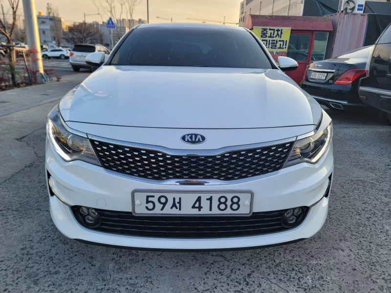 Kia K5