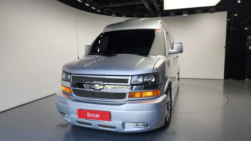 Chevrolet Express Van