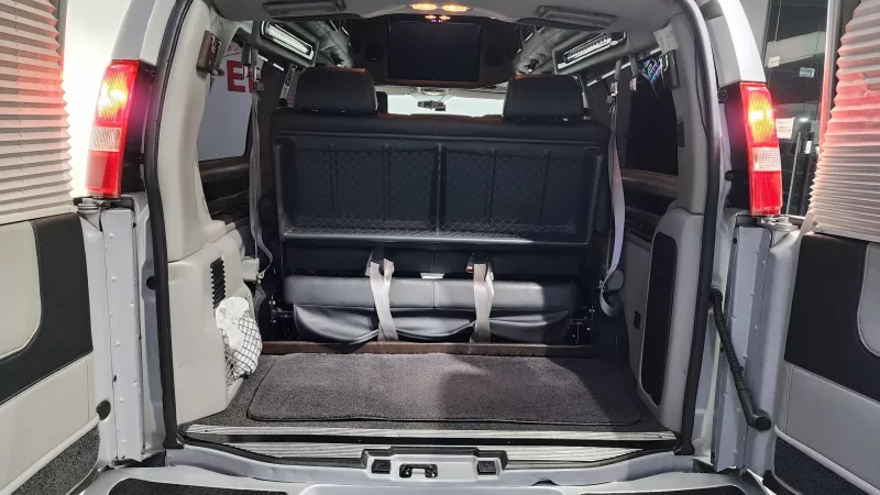 Chevrolet Express Van