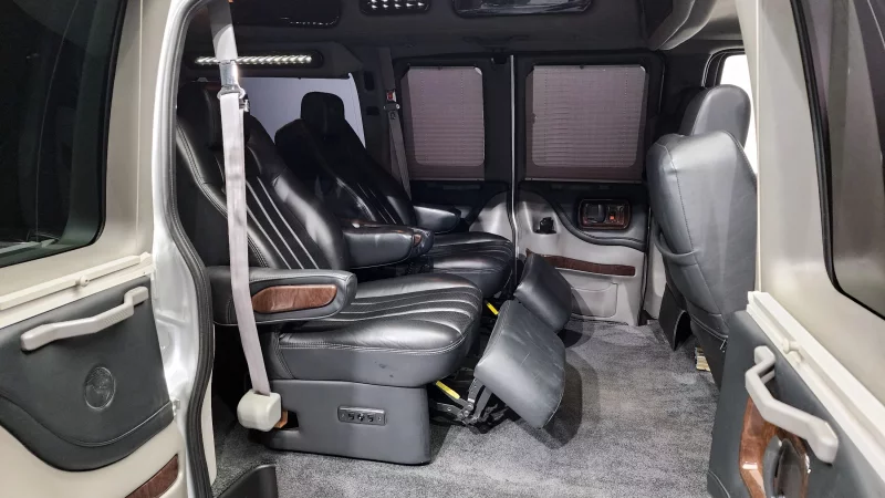 Chevrolet Express Van