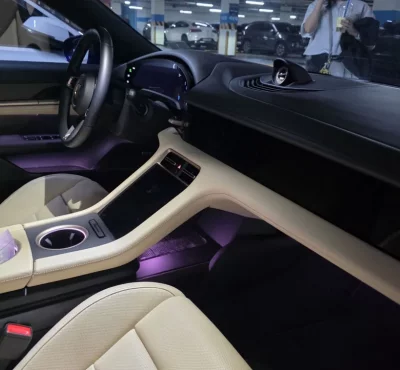 Porsche TAYCAN