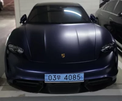 Porsche TAYCAN