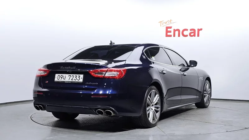 Maserati QUATTROPORTE