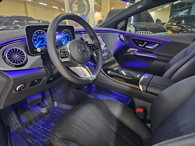 Mercedes-Benz EQE