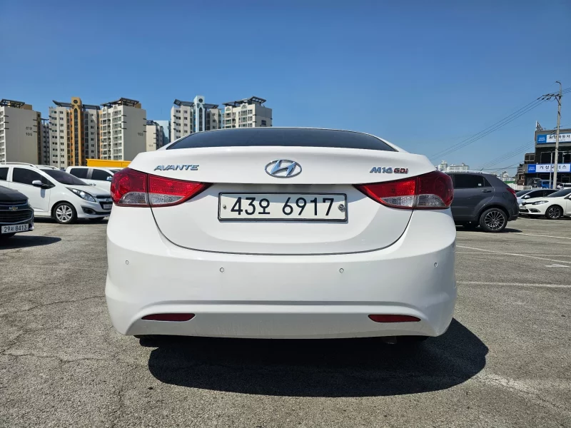 Hyundai AVANTE