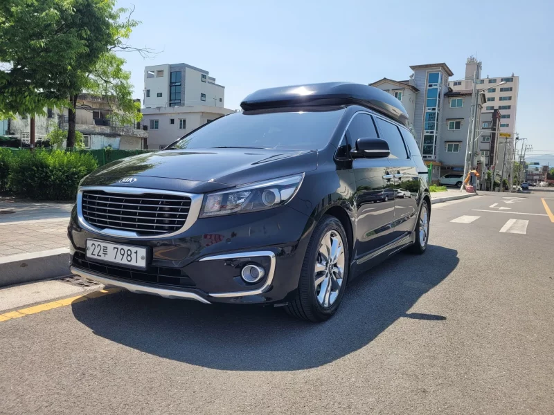 Kia Carnival