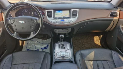 Hyundai Genesis
