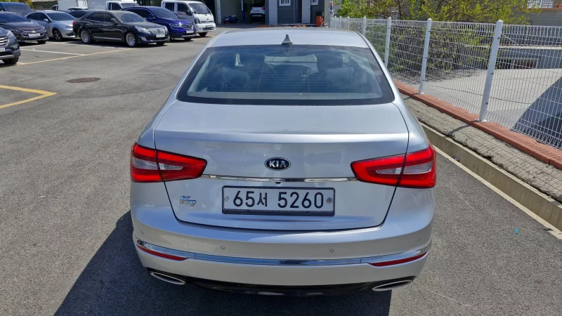 Kia K7