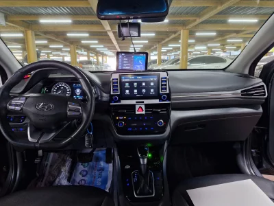 Hyundai Ioniq