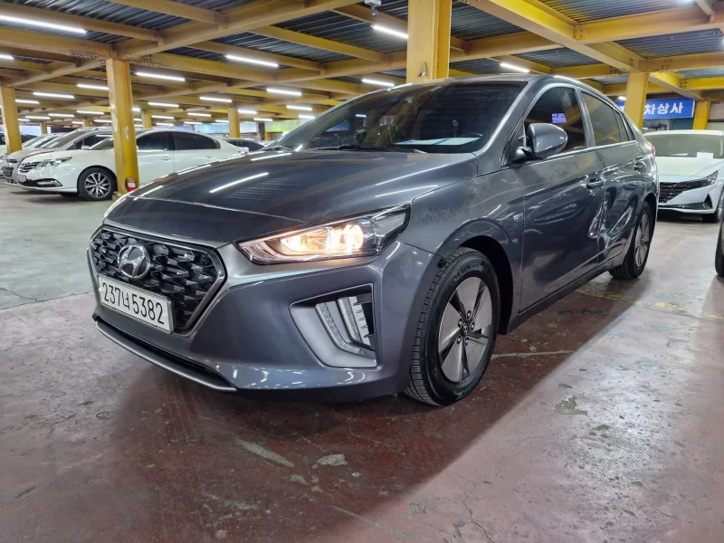 Hyundai Ioniq