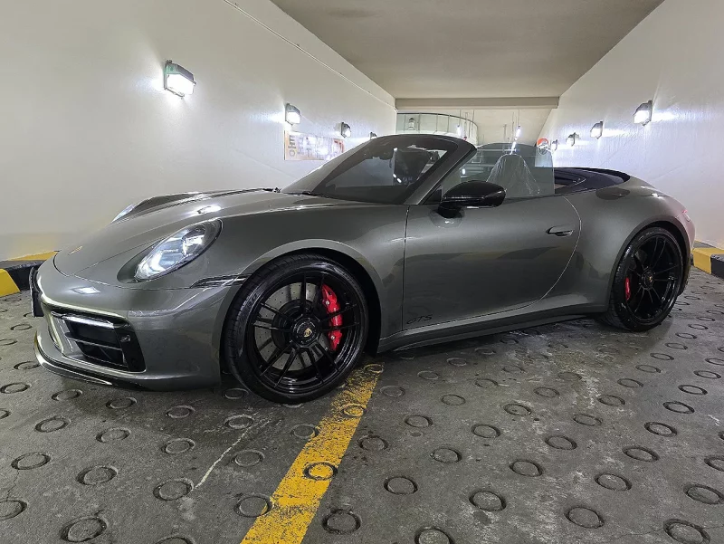 Porsche 911