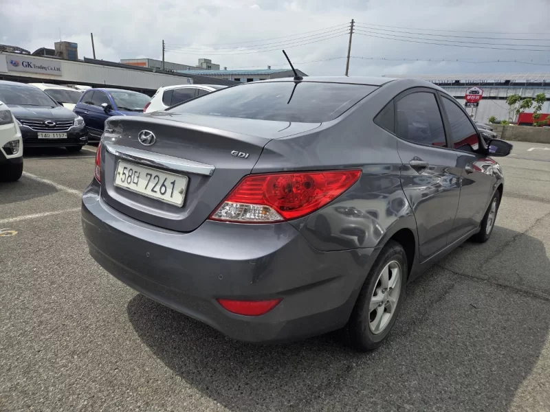 Hyundai Accent