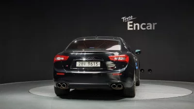 Maserati GHIBLI