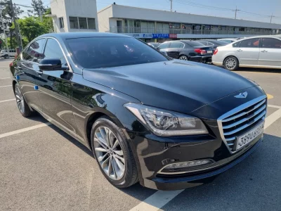 Hyundai Genesis