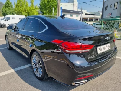 Hyundai Genesis