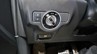 Infiniti Q30