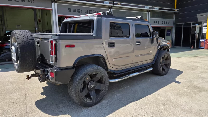 Hummer H2