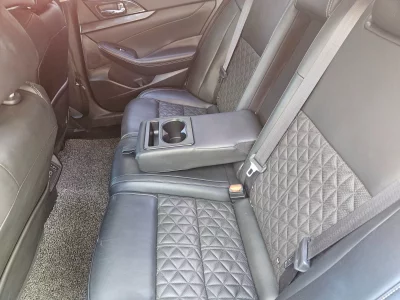 Nissan MAXIMA