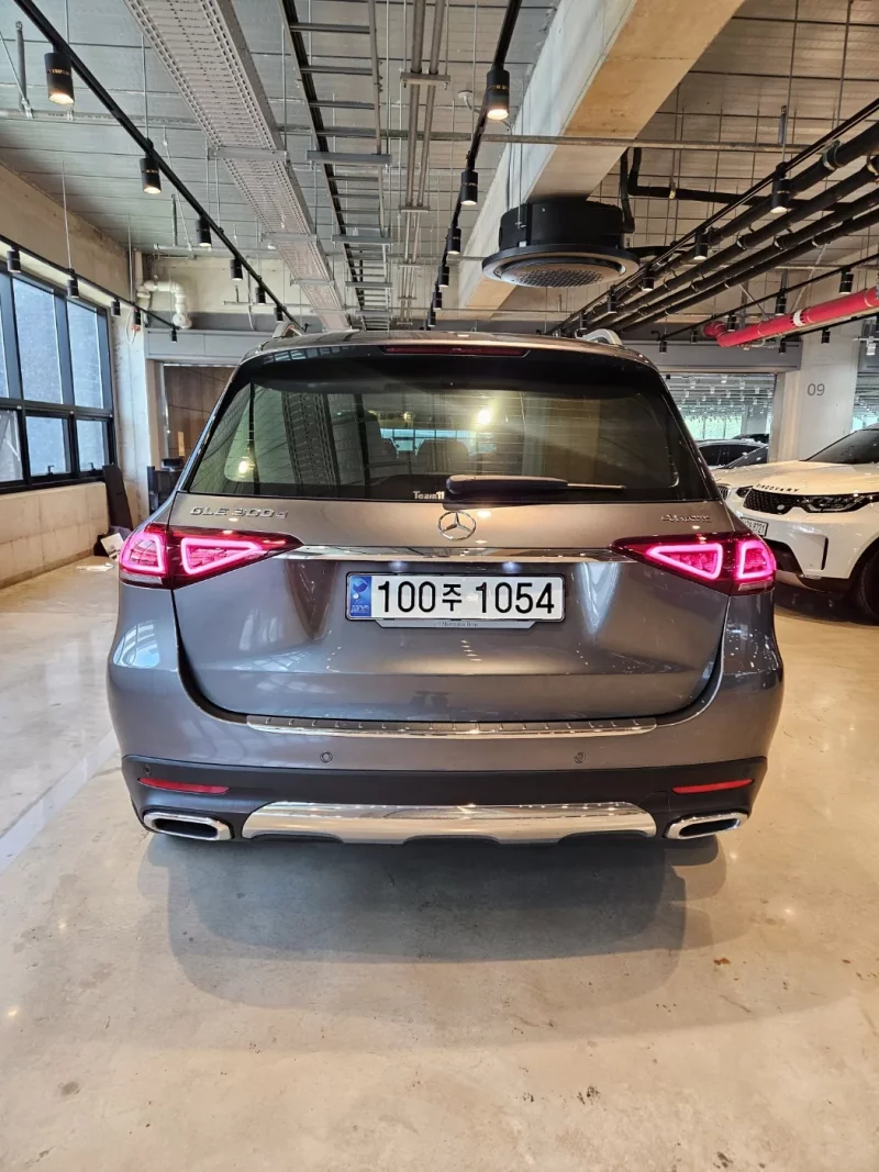 Mercedes-Benz GLE-Class