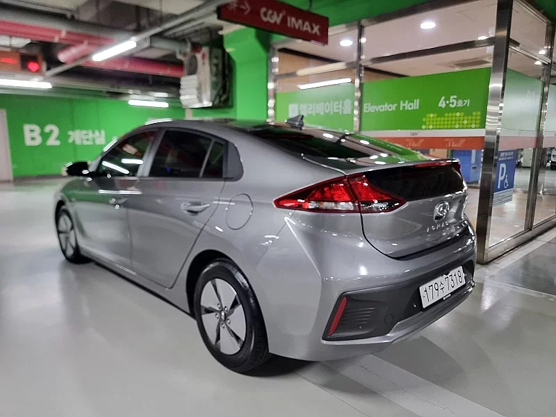 Hyundai Ioniq