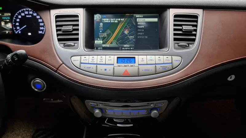 Hyundai Genesis