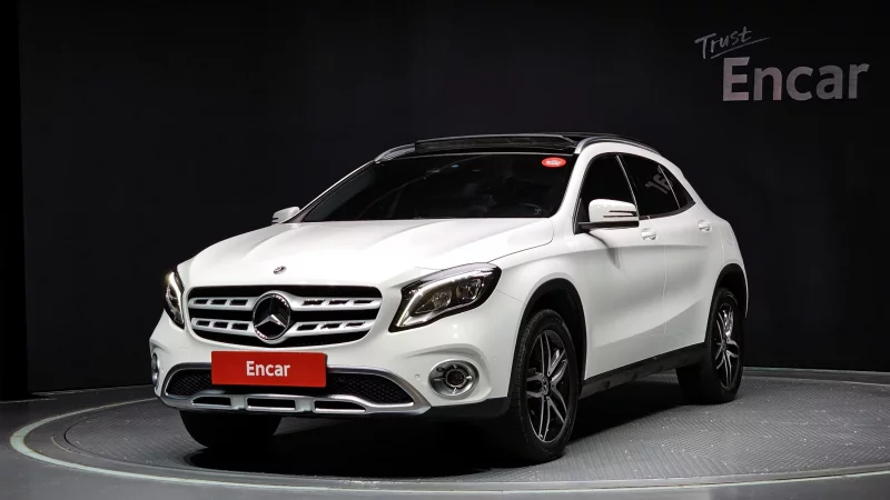 Mercedes-Benz GLA-Class