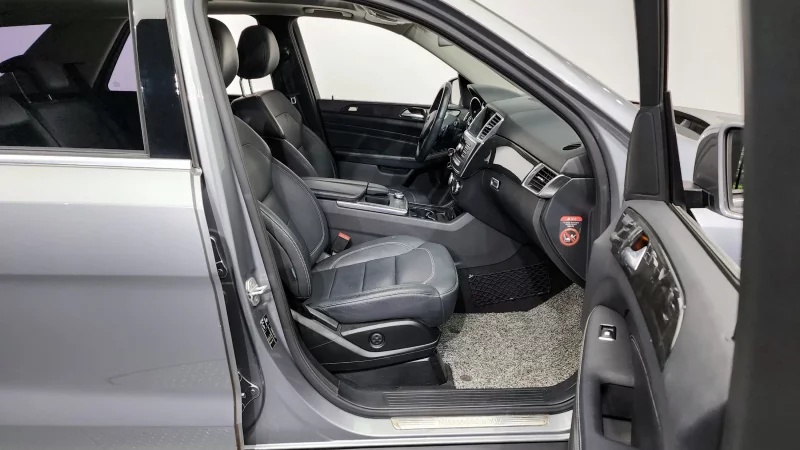 Mercedes-Benz M-class