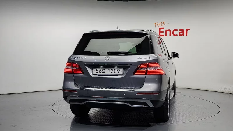 Mercedes-Benz M-class